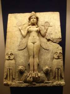 La "Regina della Notte" rappresenta un'antica dività babilonese, forse Ishtar o la terribile Lilitu - Immagine in pubblico dominio, fonte Wikipedia
