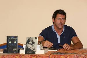 Lo scrittore Cristian Borghetti