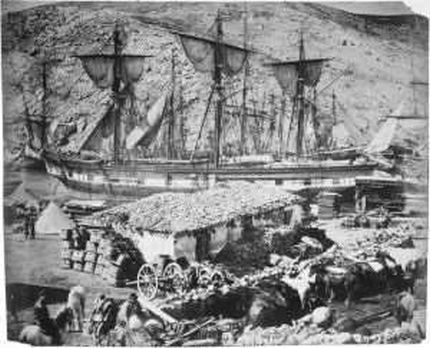 Fotografia della baia di Balaclava durante la guerra di Crimea del 1854 - immagine in pubblico dominio, fonte Wikimedia Commons