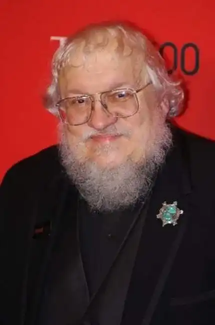 George R.R. Martin, autore de "Le Cronache del Ghiaccio e del Fuoco" - Immagine rilasciata sotto licenza Creative Commons Attribution 3.0 Unported, fonte Wikimedia Commons, utente David Shankbone