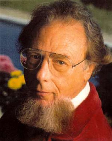 Manfred Clynes, insieme a Nathan S. Kline, fu il padre della teoria dei Cyborg, immagine rilasciata sotto licenza Creative Commons Attribution-ShareAlike 3.0, fonte Wikipedia, utente Eliot Fintushel Manfred Clynes, insieme a Nathan S. Kline, fu il padre della teoria dei Cyborg, immagine rilasciata sotto licenza Creative Commons Attribution-ShareAlike 3.0, fonte Wikipedia, utente Eliot Fintushel