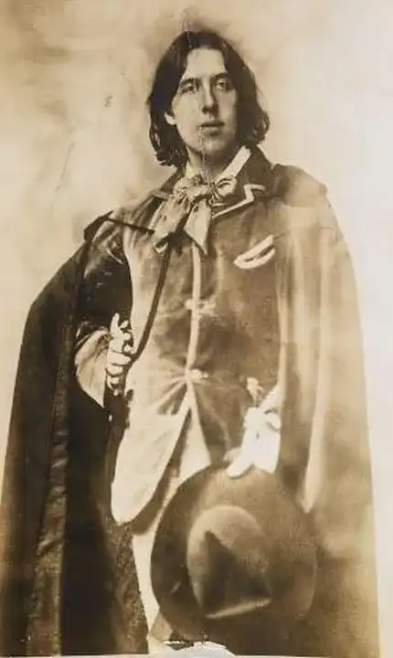 Oscar Wilde - Immagine utilizzata per uso di critica o di discussione ex articolo 70 comma 1 della legge 22 aprile 1941 n. 633, fonte Internet