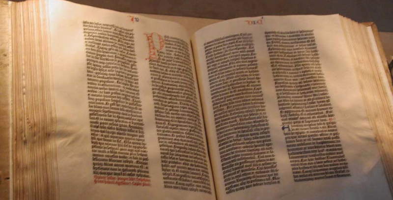 La Bibbia di Gutenberg - Immagine rilasciata sotto licenza Creative Commons Attribution-Share Alike 3.0 Unported - Fonte Wikimedia Commons, utente Raul654