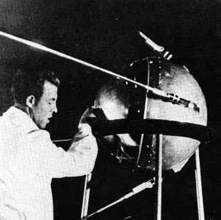 Lo Sputnik, il primo satellite artificiale a lasciare la Terra - NASA courtesy Lo Sputnik, il primo satellite artificiale a lasciare la Terra - NASA courtesy